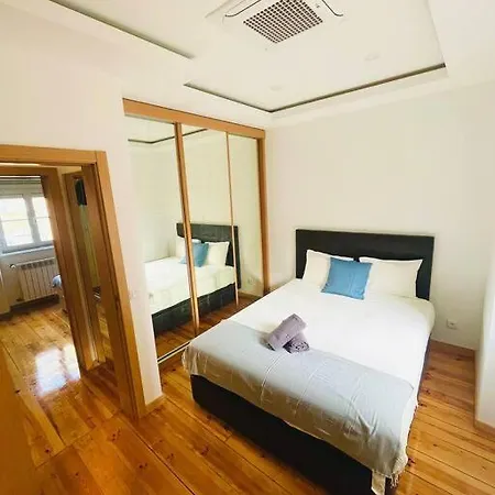 67 Amazing Family Flat In Great Location Center *