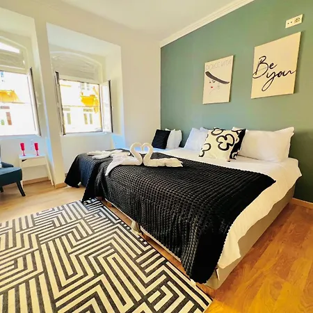 아파트 67 Amazing Family Flat In Great Location Center 리스본
